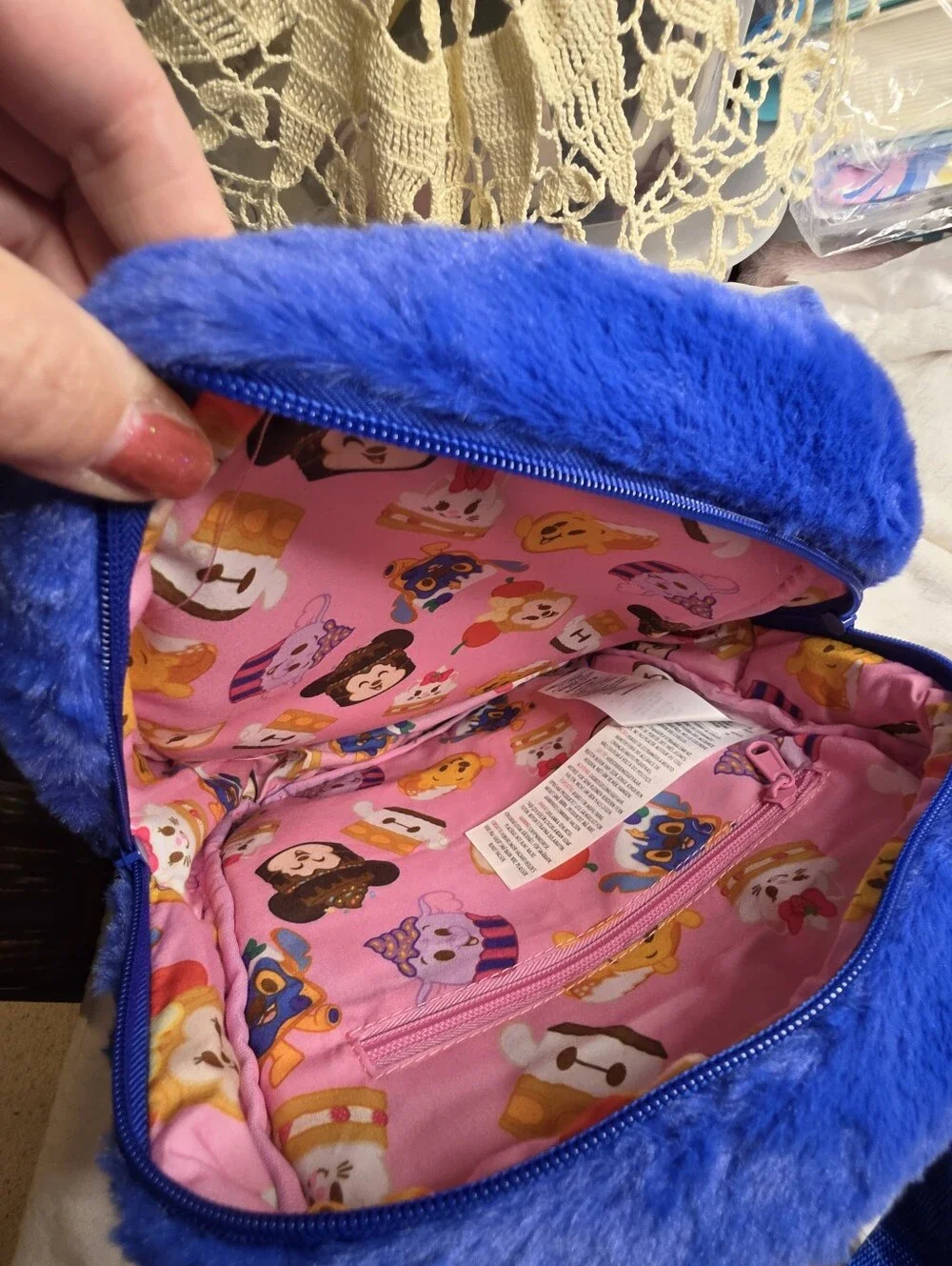 Disney Munchlings STITCH blueberry Loaf Plush Backpack
